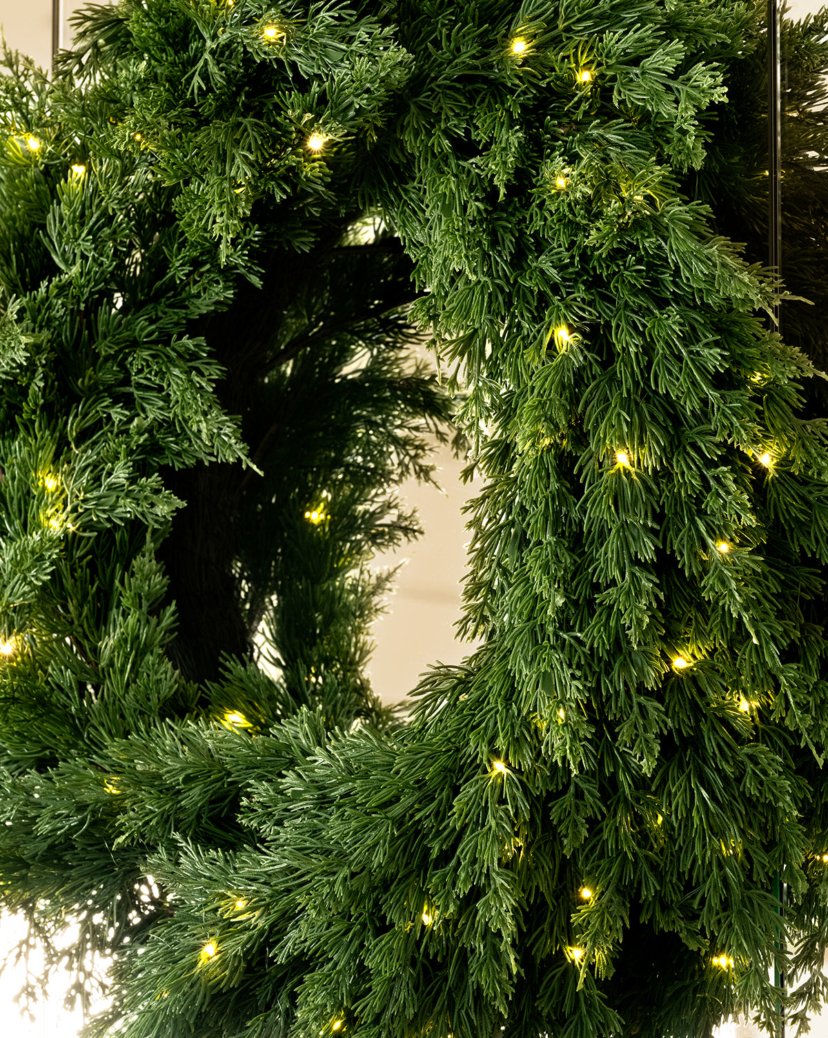 Classic Outdoor Cedar Pre-Lit Faux Wreath