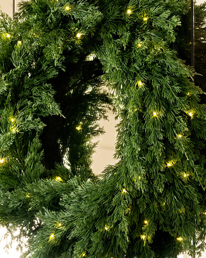 Classic Outdoor Cedar Pre-Lit Faux Wreath