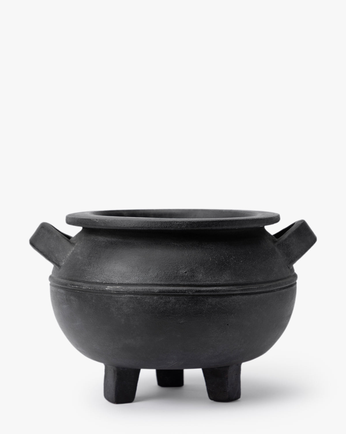 Midnight Cauldron Planter