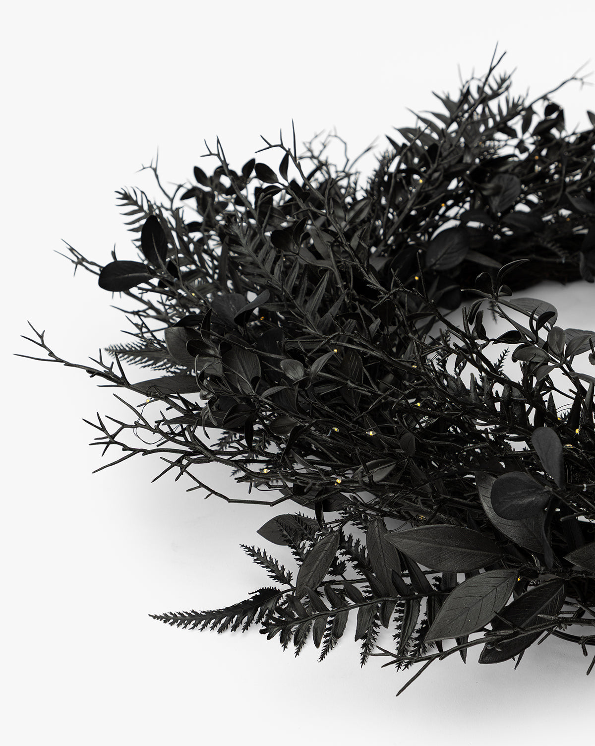 Morticia Pre-Lit Wreath with Bow